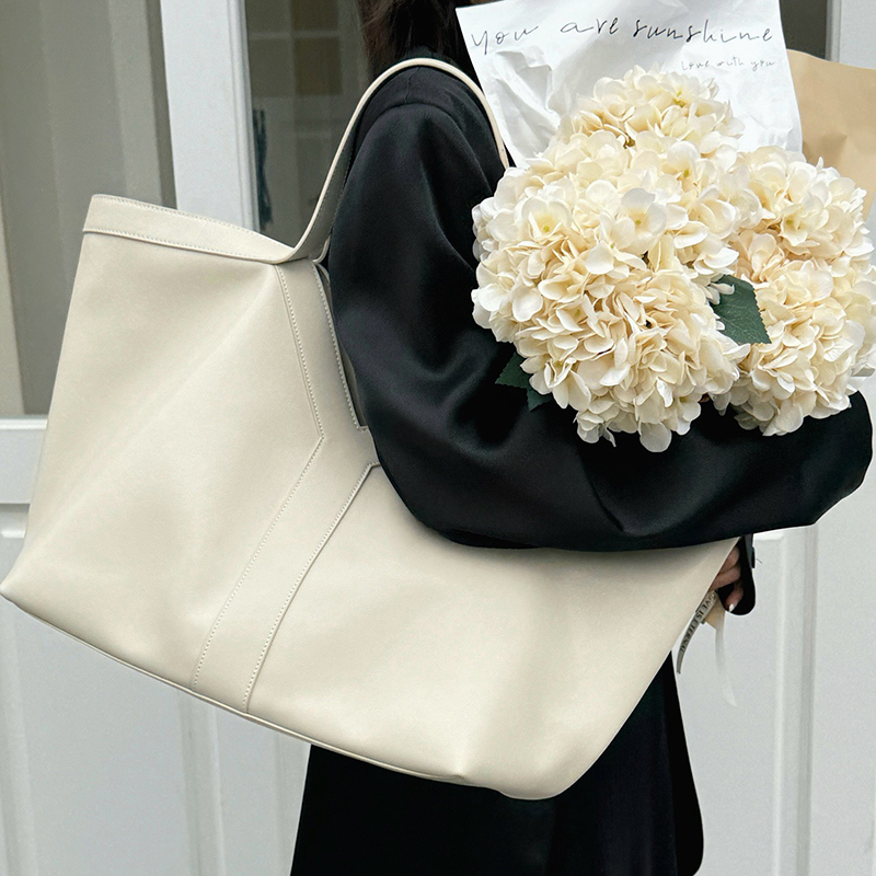 Sacs à main de luxe en cuir vé - Luxury Bags 2026 avis et prix