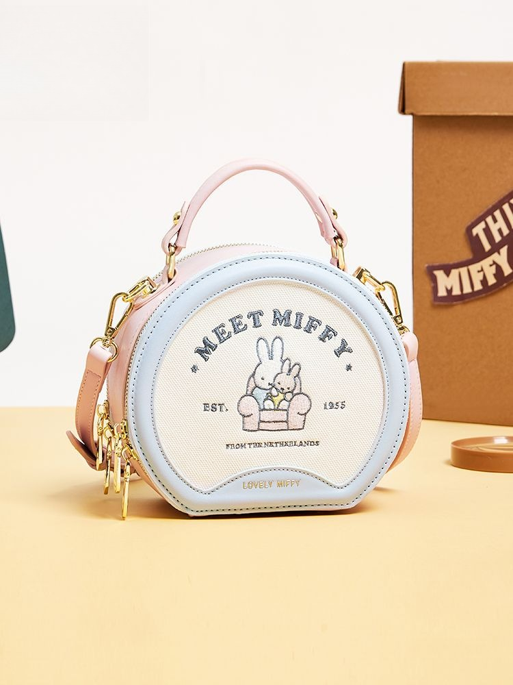 Sac à bandoulière portable pou - Luxury Bags Edit avis et prix